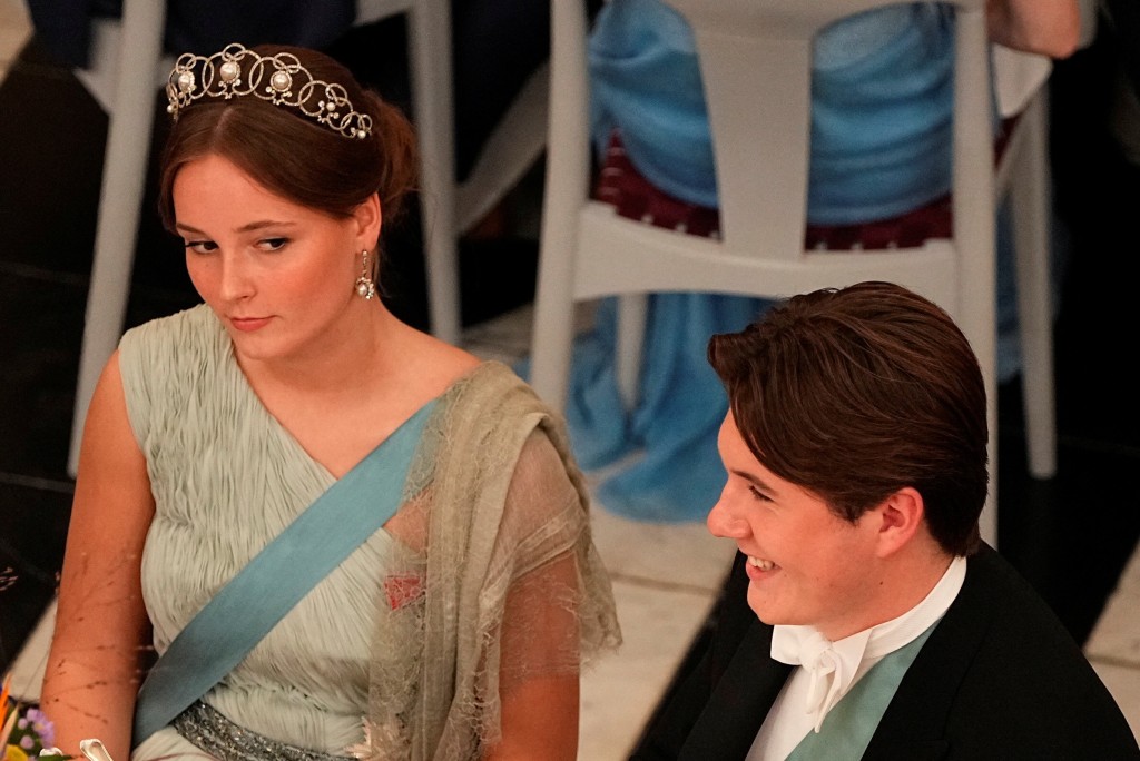 挪威公主英格丽德在克里斯蒂安王子成人礼上。路透社
