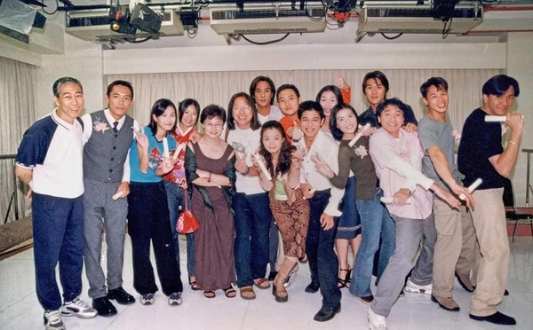 馬國明、凌子軒、陳秀茹、葉暐及李焯寧等，都是第14期無綫電視藝員訓練班畢業生。