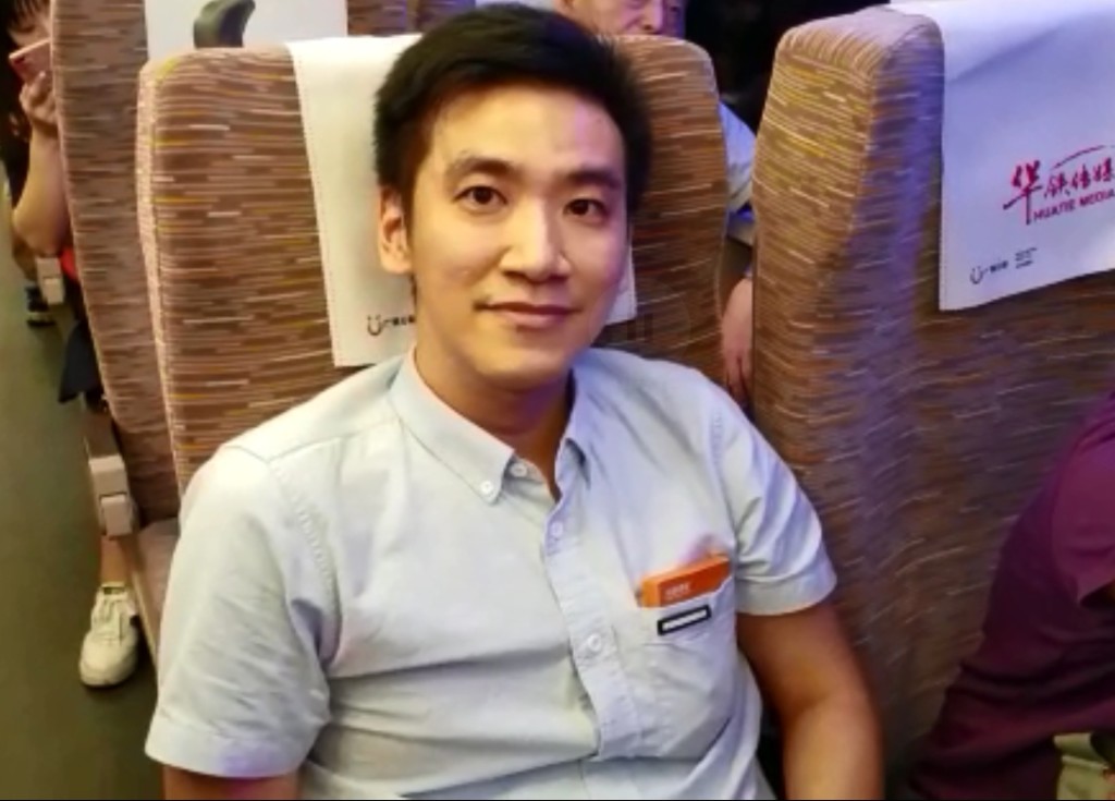 香港乘客周先生
