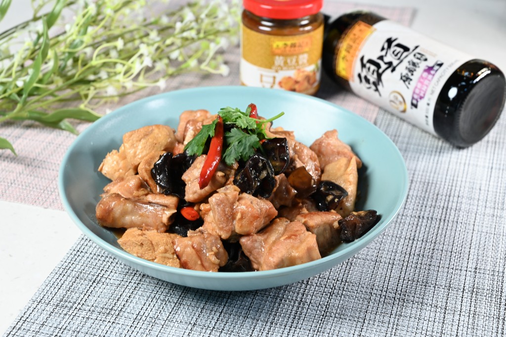 冰豆腐黃豆醬燜排骨 冰豆腐黃豆醬燜排骨