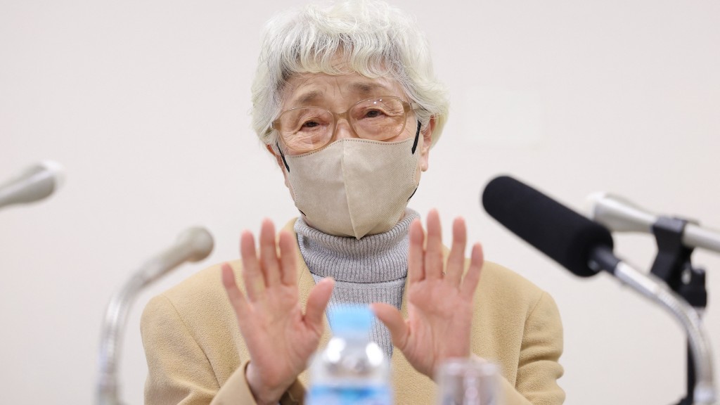 被北韓綁架日本人橫田惠的母親橫田早紀江見記者。 法新社 被北韓綁架日本人橫田惠的母親橫田早紀江見記者。 法新社
