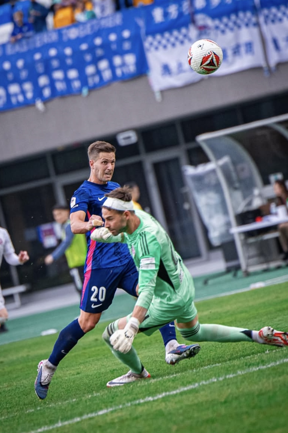 利安度挑射为杰志扳平比分。杰志官方IG相