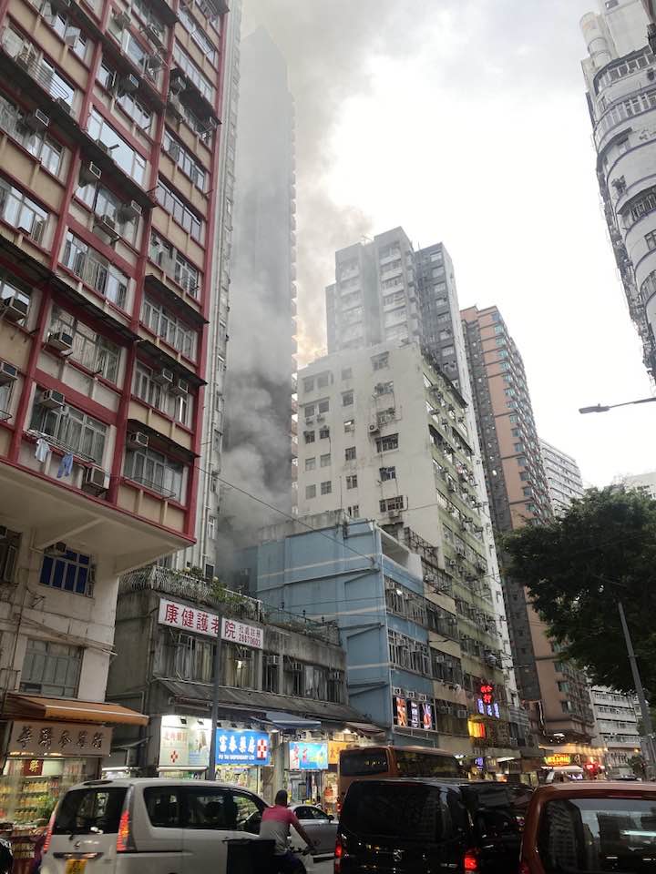 北角道15號地舖一間食肆的廚房發生火警。網上圖片