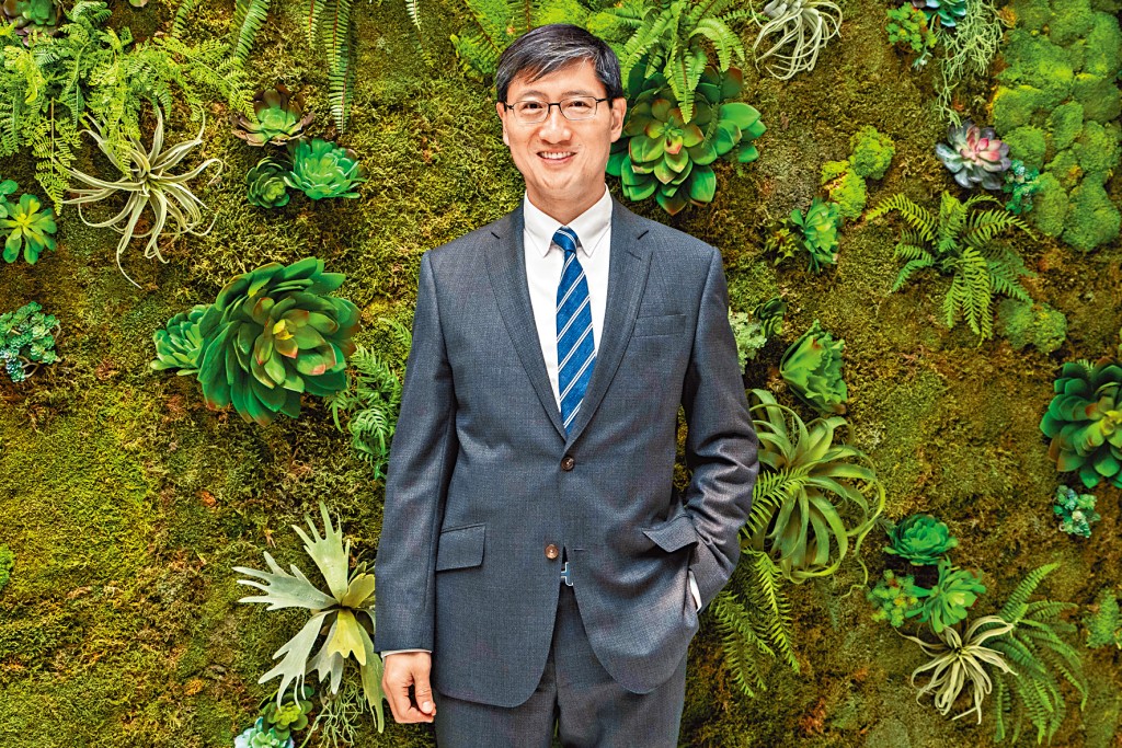 恒基韓家輝表示,利奧坊.首隅接獲不少查詢,主要為年輕買家及年輕家庭客,同時不乏投資者及專才。