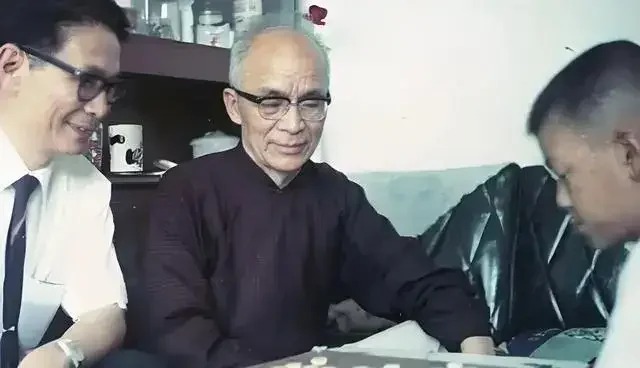 胡蘭成一生與無數女人糾纏不清。