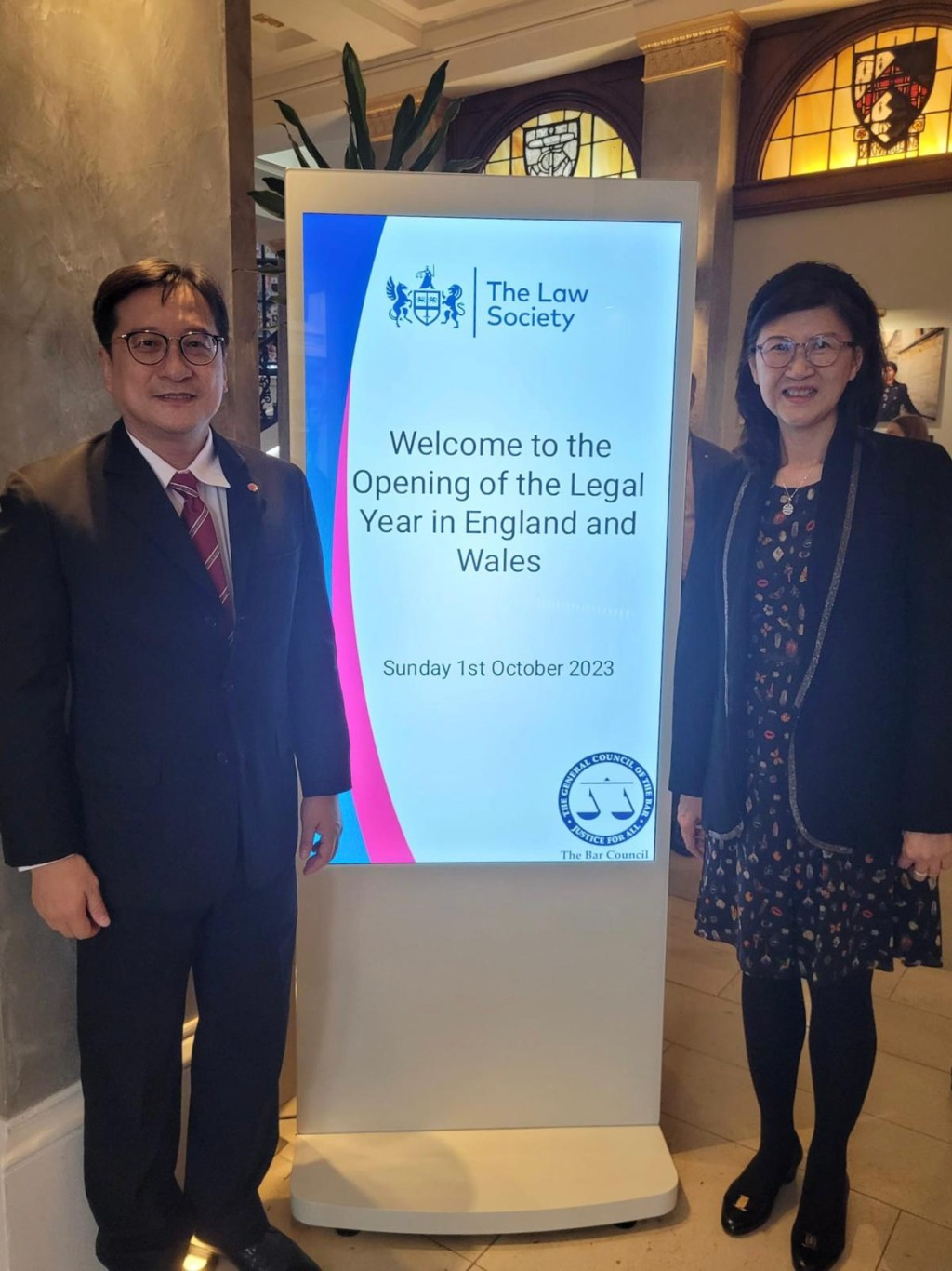 法律年度开启典礼的活动，包括由英格兰及威尔斯律师会和大律师公会合办的「法律领袖讨论会」（香港律师会FB图片）