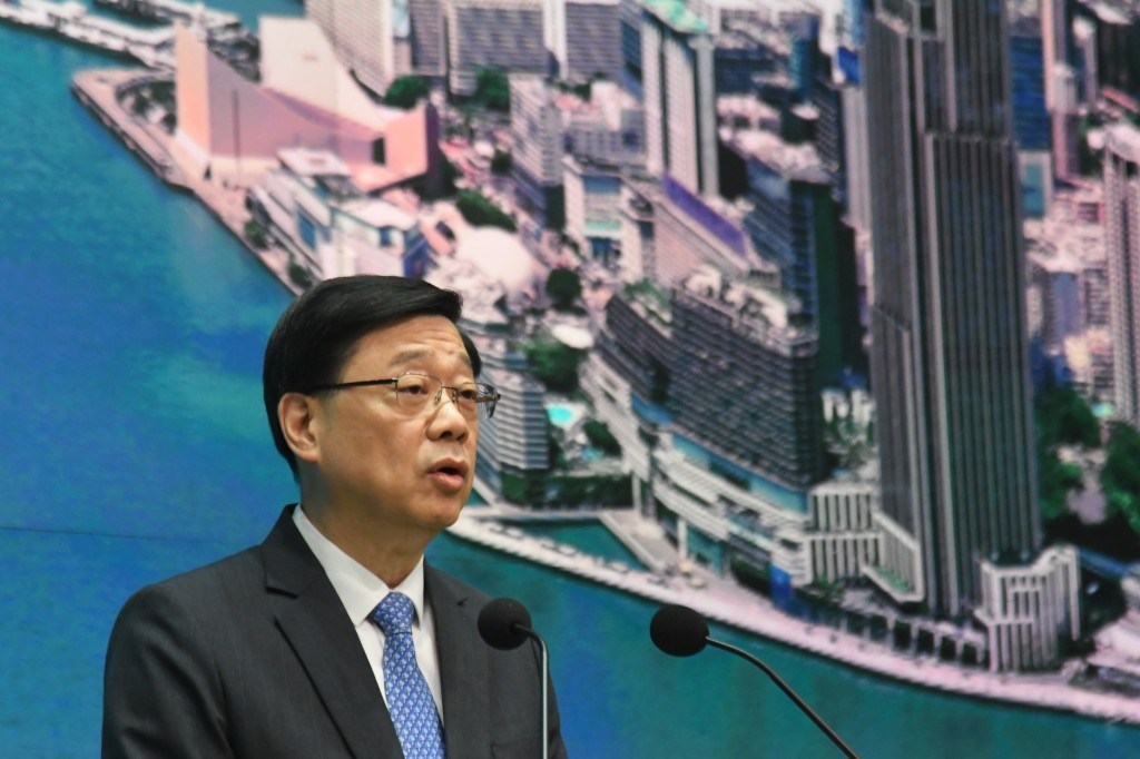 李家超認為大學有責任嚴肅處理學生的行為問題。何健勇攝 李家超認為大學有責任嚴肅處理學生的行為問題。何健勇攝