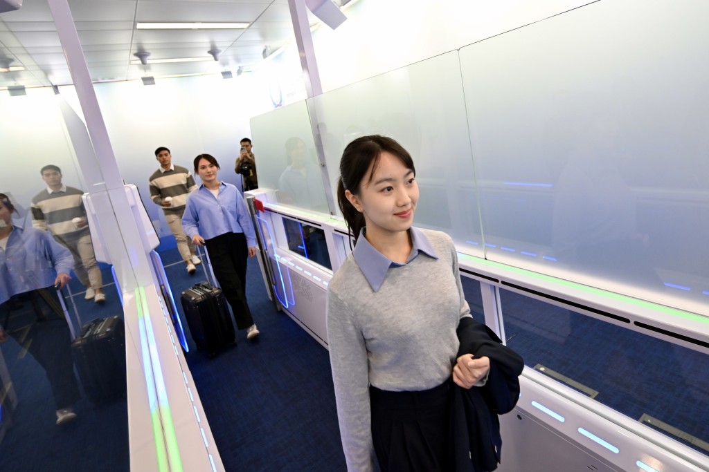 「無感e-道」全長4.9米，比一般e-道的2.7米長。