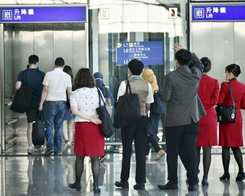 國泰指外籍機組人員被拒續簽工作簽證。資料圖片