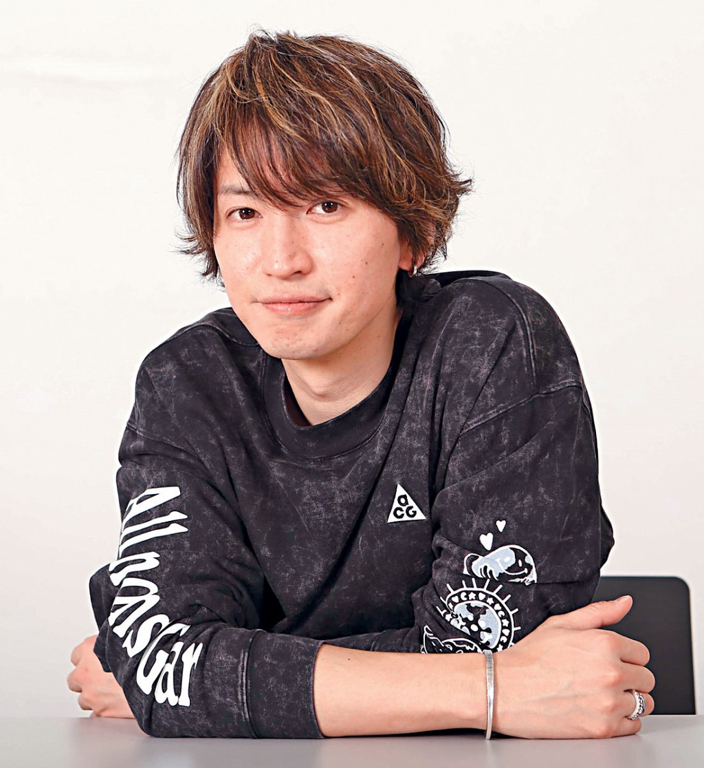 大仓忠义昨日宣布闪婚，圈外人太太更已怀孕。