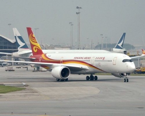 香港航空客機起飛時機艙冒煙折返。資料圖片