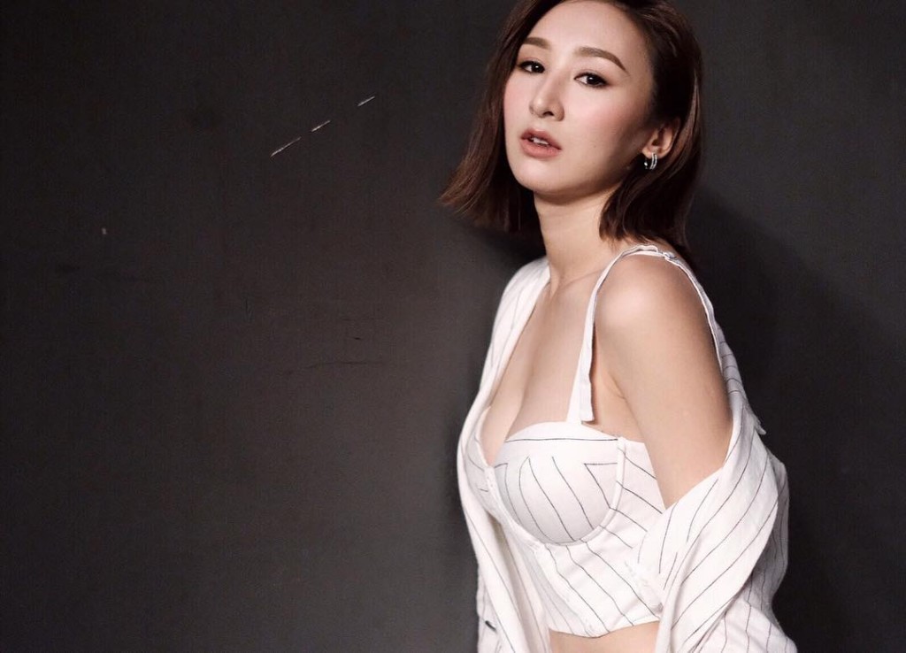 高Ling近年多以中短髮示人。