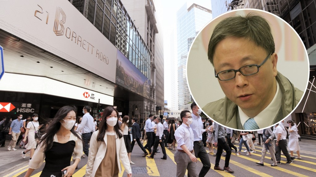 港大感染及傳染病中心總監何栢良期望政府宣布全面復常。資料圖片