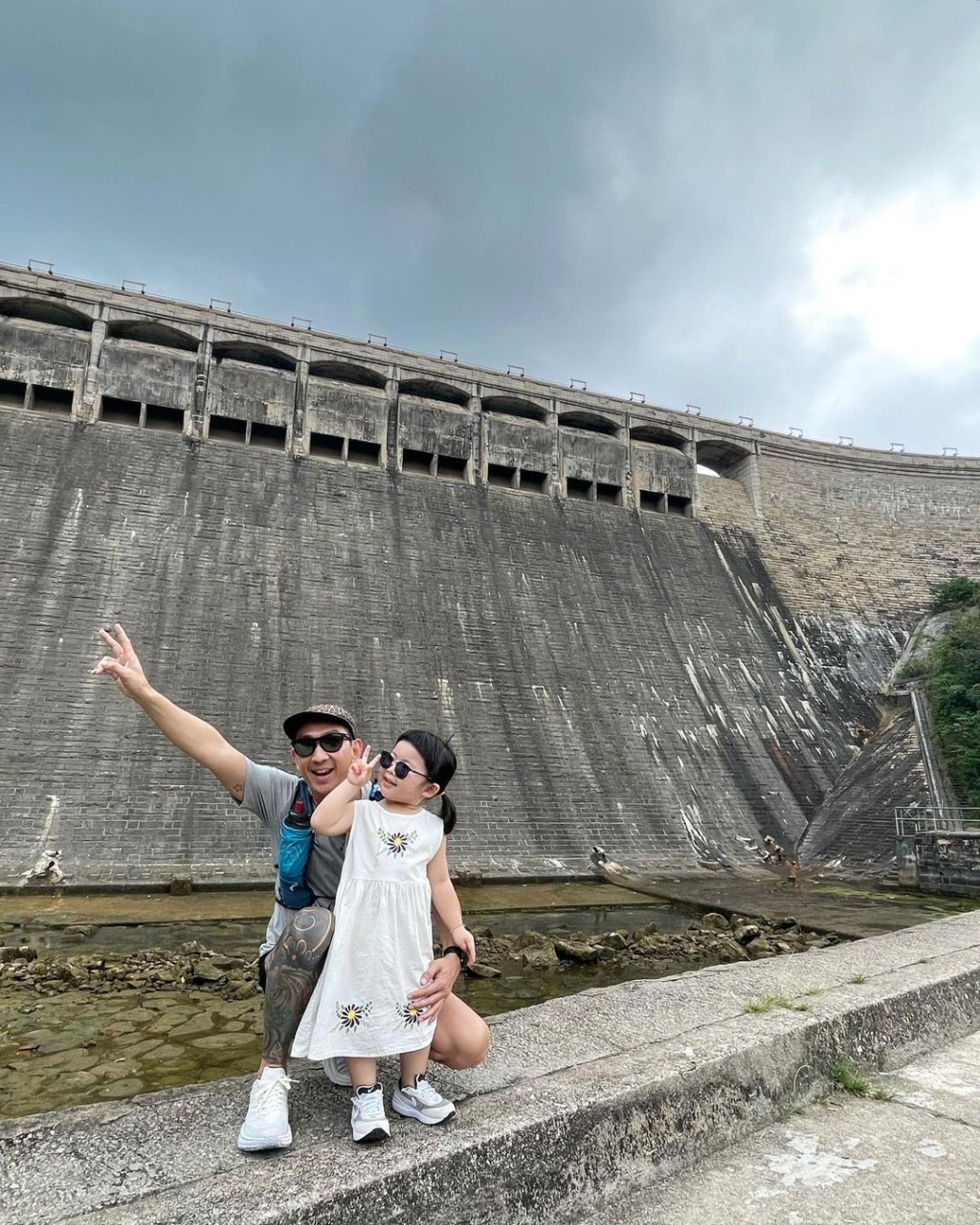 尋日Lucy跟爸爸去行大潭水壩。