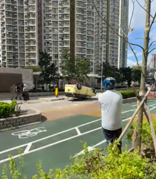 私家車反肚。fb馬路的事 (即時交通資訊台) Bosco Chu圖片 