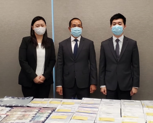 警方拘捕15人涉騙取防疫抗疫基金387萬。