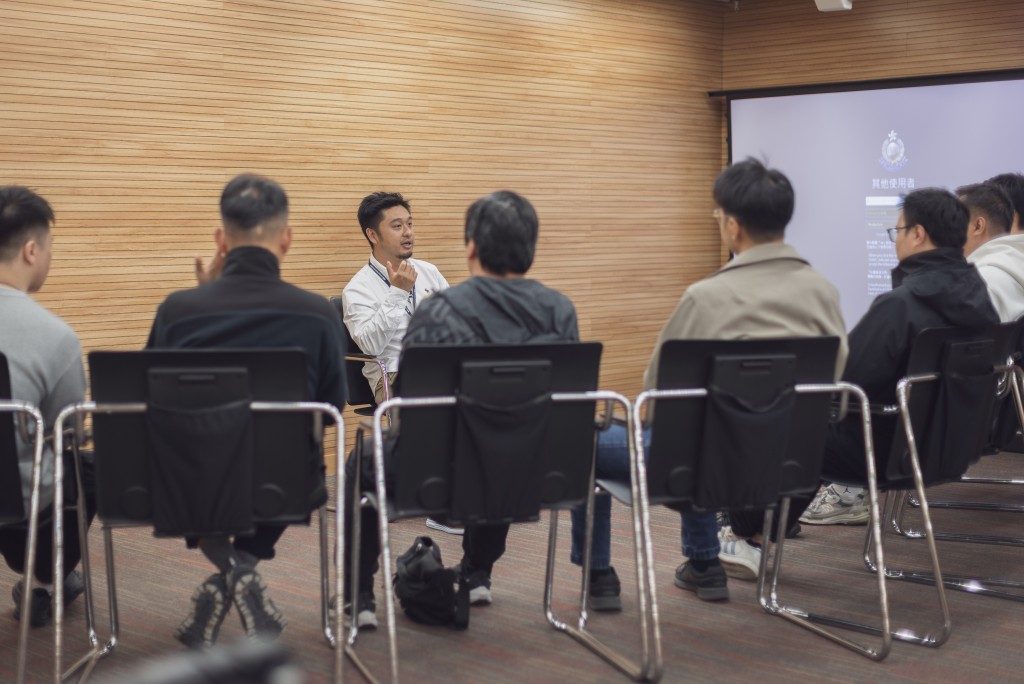 警務處心理服務課(PSG)為災難遇害者辨認組(DVIU)約300名人員提供支援服務。警方提供 警務處心理服務課(PSG)為災難遇害者辨認組(DVIU)約300名人員提供支援服務。警方提供