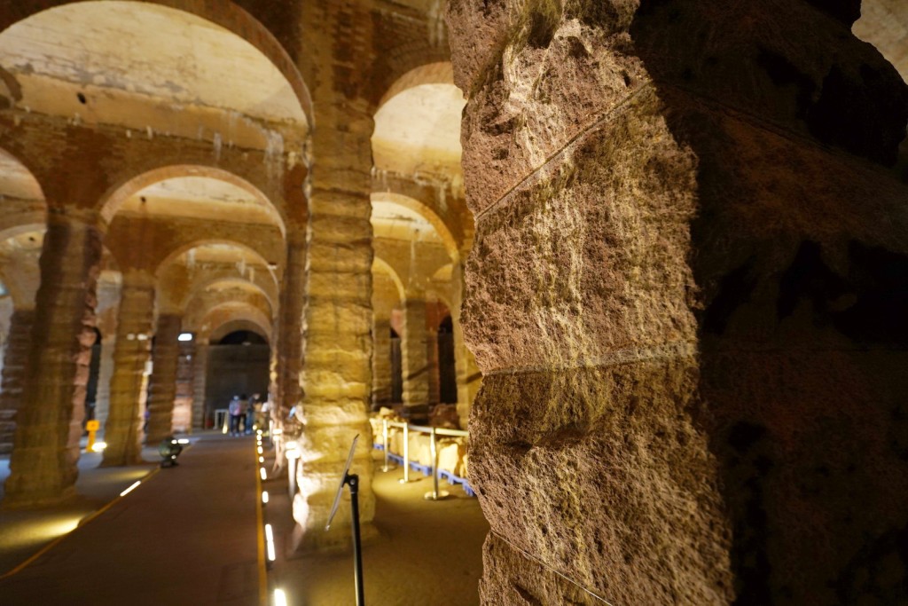 鄰近主教山前配水庫,可到文化歷史建築朝聖一番。