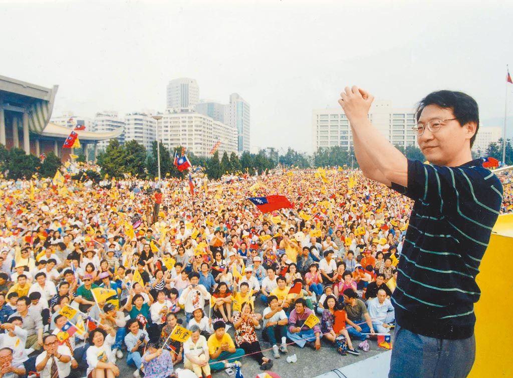 1994年，趙少康代表新黨參選台北市長失利，敗於民主進步黨的陳水扁。 中時資料圖