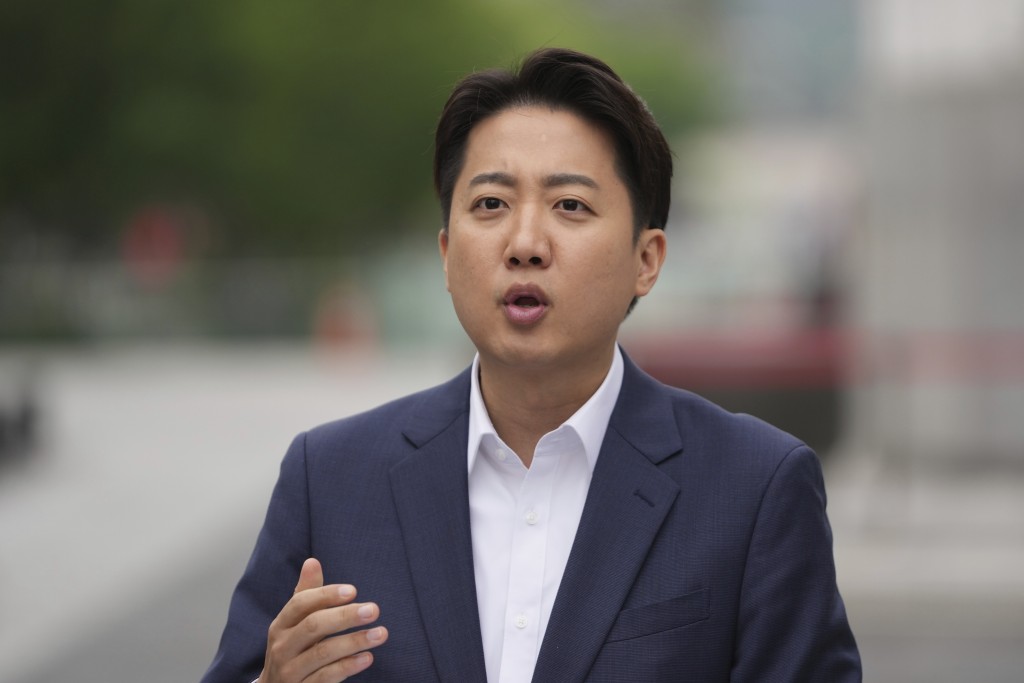 改革新黨候選人李俊錫。美聯社 改革新黨候選人李俊錫。美聯社