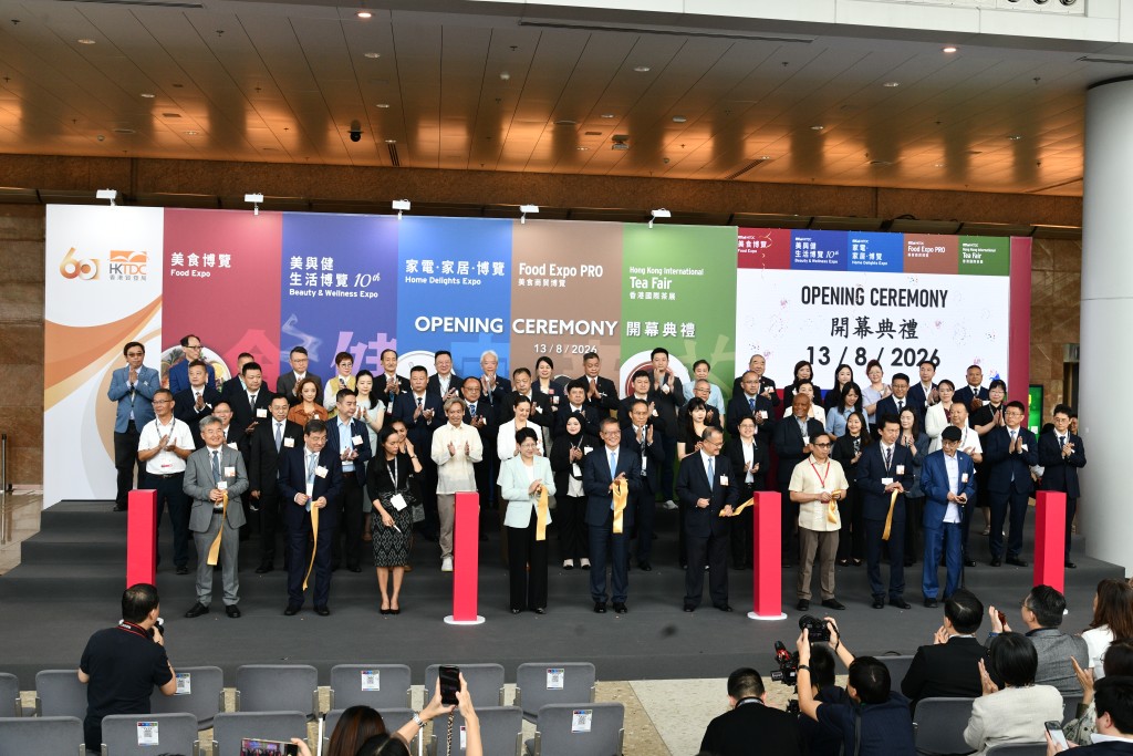 一連五日的美食博覽今日(13日)於會展開幕。 一連五日的美食博覽今日(13日)於會展開幕。