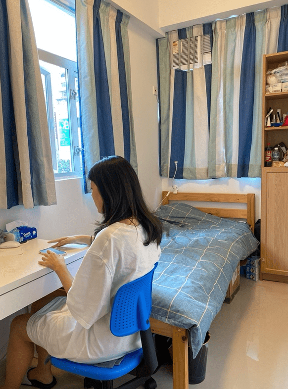 专营青年宿舍管理的安怡居去年翻新一座位于广东道、拥有53年楼龄的唐楼，以推出全新的共居空间，提供44个宿位，月租介乎3,500元至5,900元。