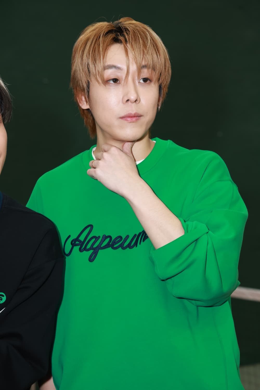 ROVER被吴肇轩无视，Kim称纯粹节目效果。