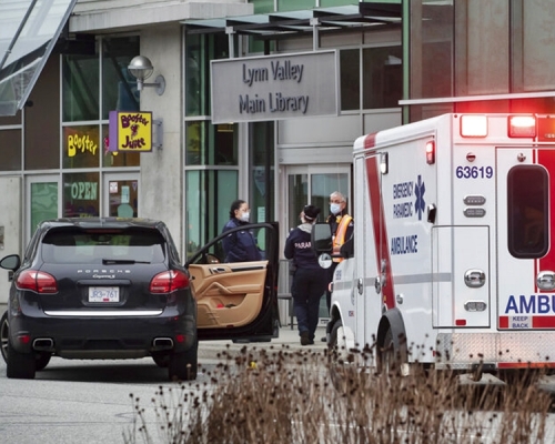 加拿大溫哥華一間公共圖書館發生持刀傷人案。AP圖片