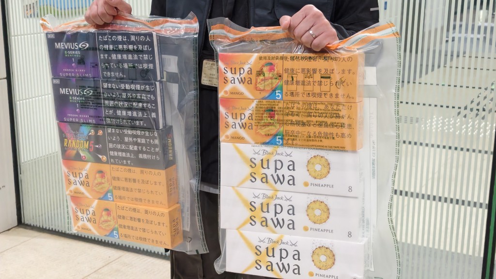 涉案私煙共有2000支,約值9000元,應課稅值約7000元。黃文威攝 涉案私煙共有2000支,約值9000元,應課稅值約7000元。黃文威攝