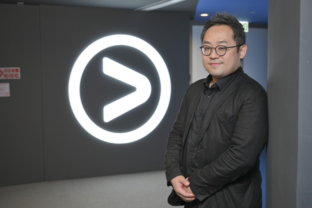 魯庭暉之前是ViuTV高層，後來調任電訊盈科媒體集團旗下公司MakerVille行政總裁。