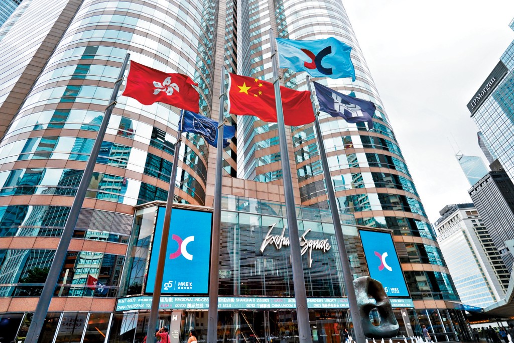 有市場人士建議，本港可分階段延長交易時間，期間進行全面風險評估與監控。