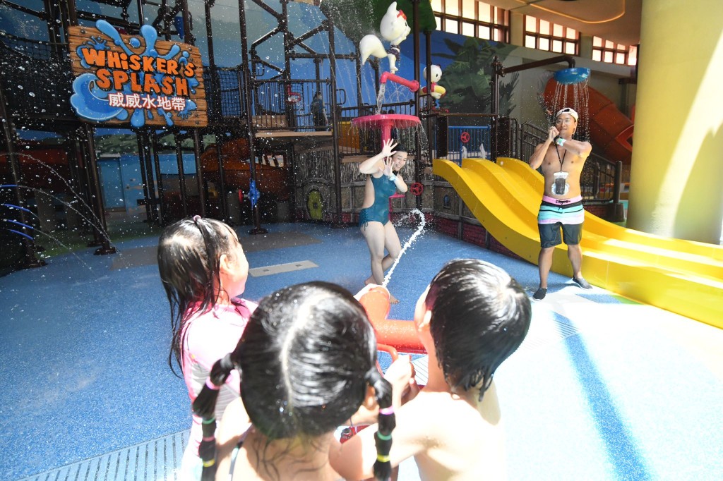 海洋公園水上樂園威威水地帶。