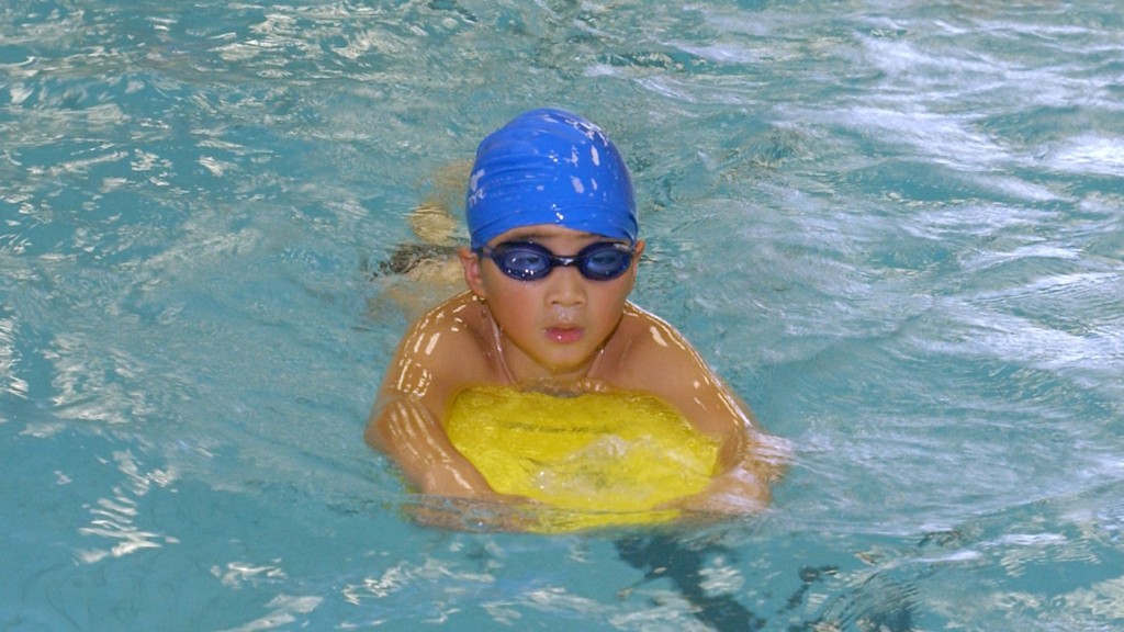 游泳其實是基本的求生技能，可保障生命安全。資料圖片