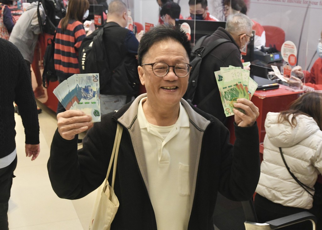 市民表示排隊流程順暢。