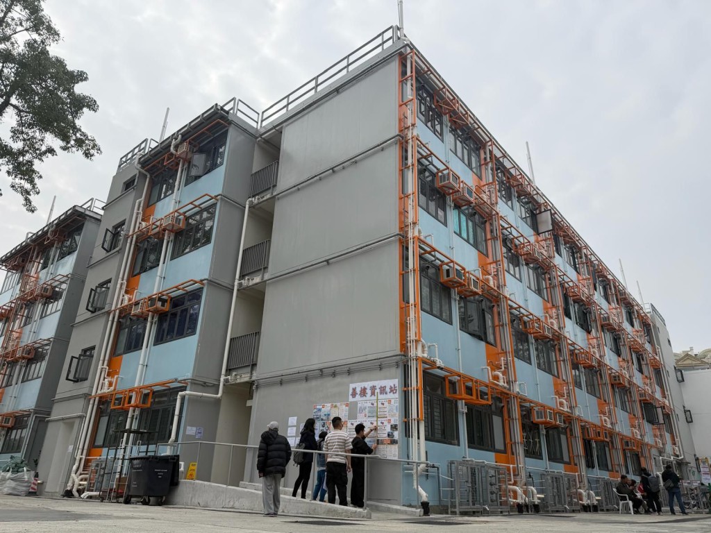 現時部分居民安置在過渡性房屋。