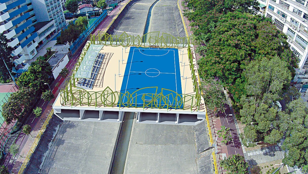 ■当局计划拆除一些现有小型足球场的围墙，改成符合国际足协标准的「五人场」。