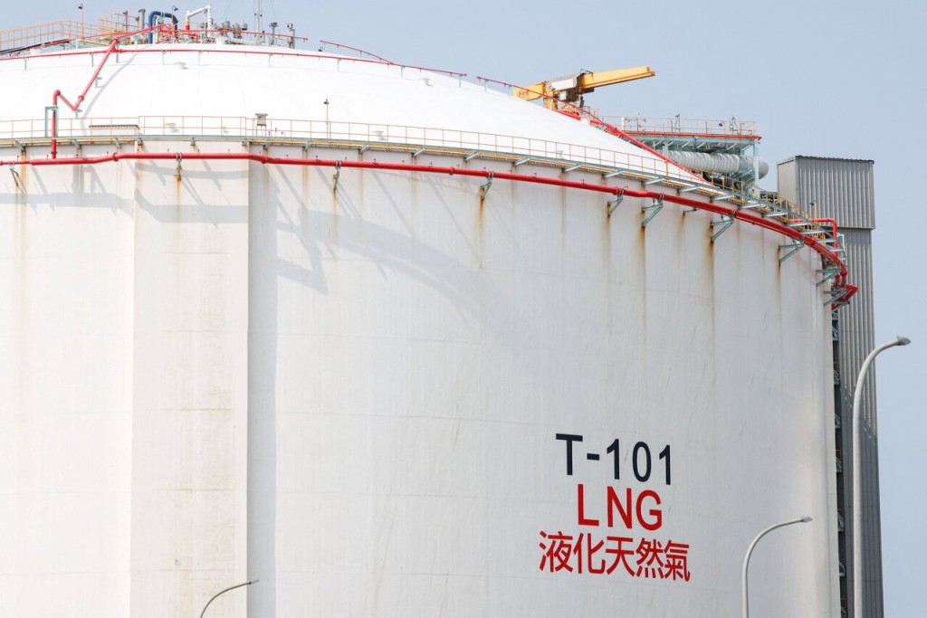 全球面临液化天然气供应中断危机。路透社