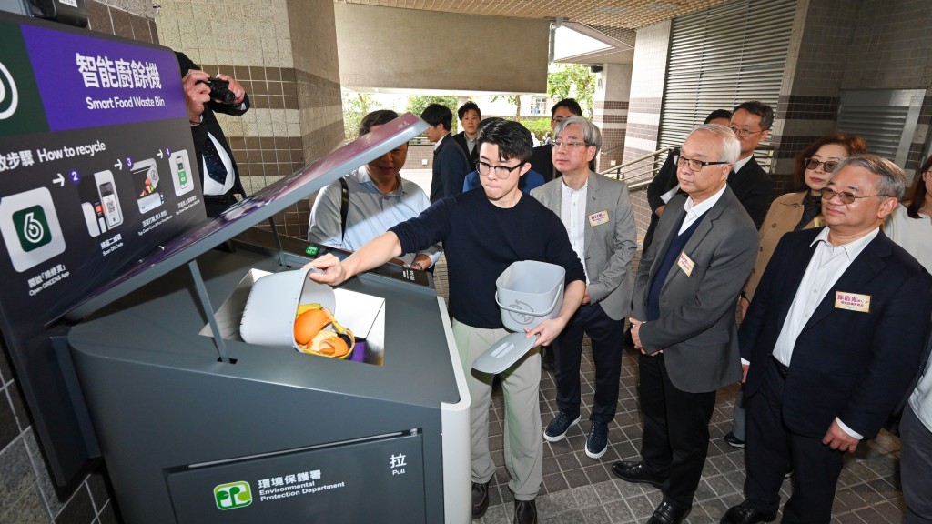 智能廚餘桶︱私人屋苑資助屆滿 每月最多須付$1000維護費 謝展寰：綠綠賞積分足以抵銷開支