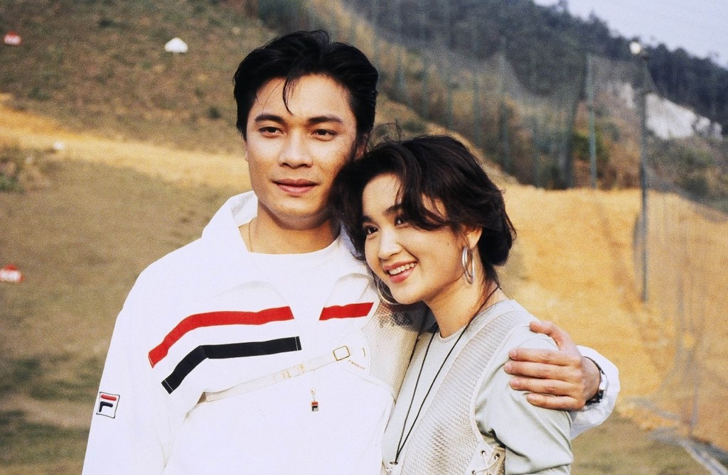 1992年TVB剧《火玫瑰》是温碧霞的代表作之一。