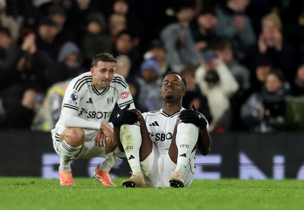 富咸入4球都未能贏波，球員賽後難掩失望。路透社