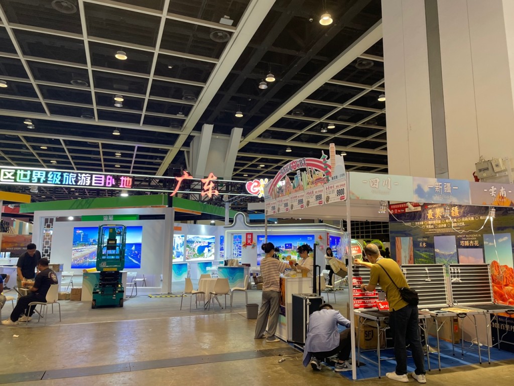 今届展览主题为“从复苏到发展”。蔡思宇摄