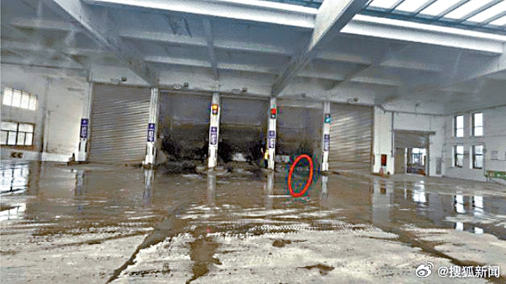 事發的垃圾站4號卸料口。