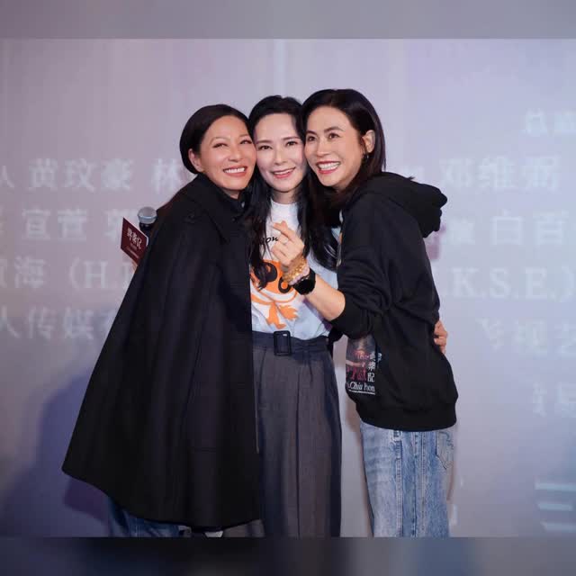《尋秦記》三大女主角出席電影宣傳活動,顏值不輸當年。 《尋秦記》三大女主角出席電影宣傳活動,顏值不輸當年。