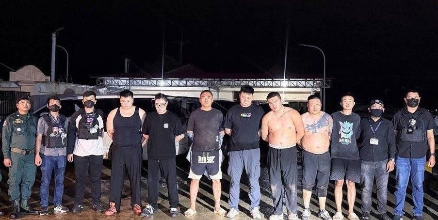 警方拘捕7名中国籍男子。  柬中时报