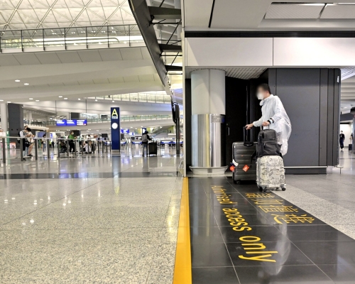 本港一名男子歐遊回港後再確診,港大證實為首宗重複感染病例。資料圖片(示意圖,相中人並非事主)