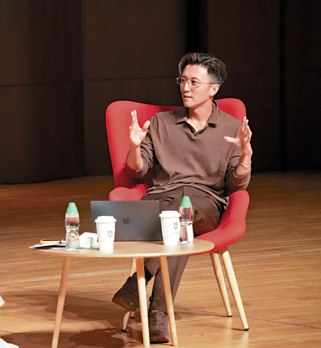 霆鋒透露10幾年前已睇通AI世代，笑言當時個個都笑他黐線。