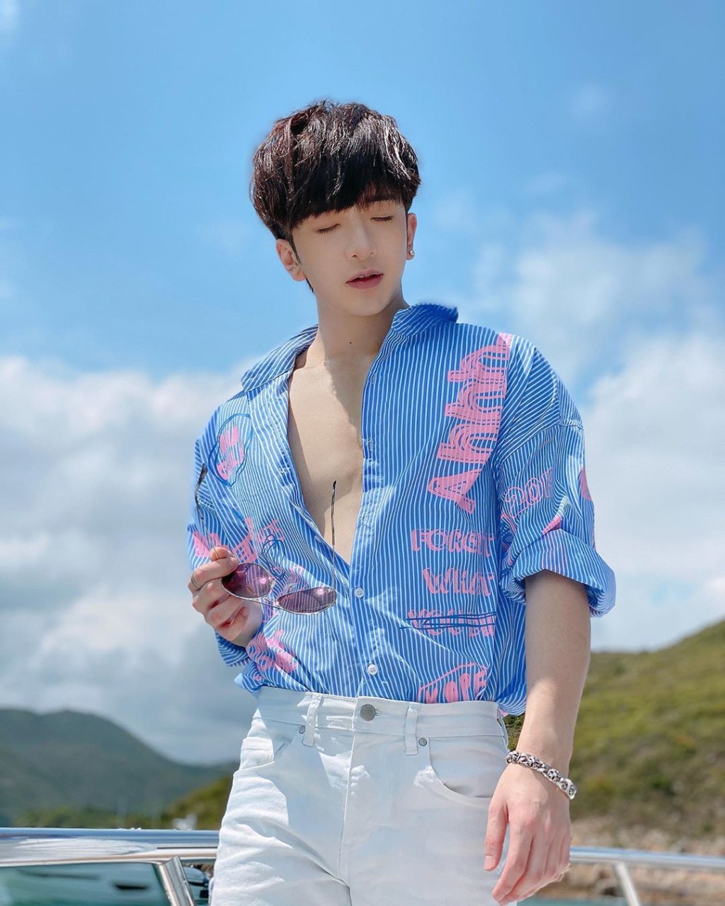 一眾粉絲睇到Anson Lo咁性感都好興奮。