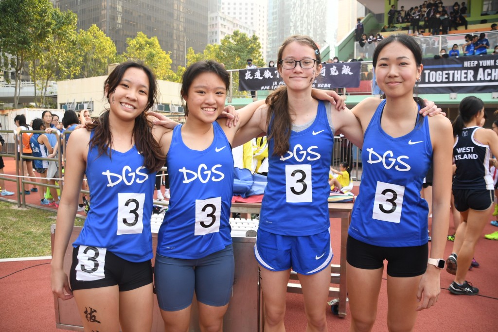 女拔萃校隊刷新女子乙組4X400米新紀錄。 本報記者攝