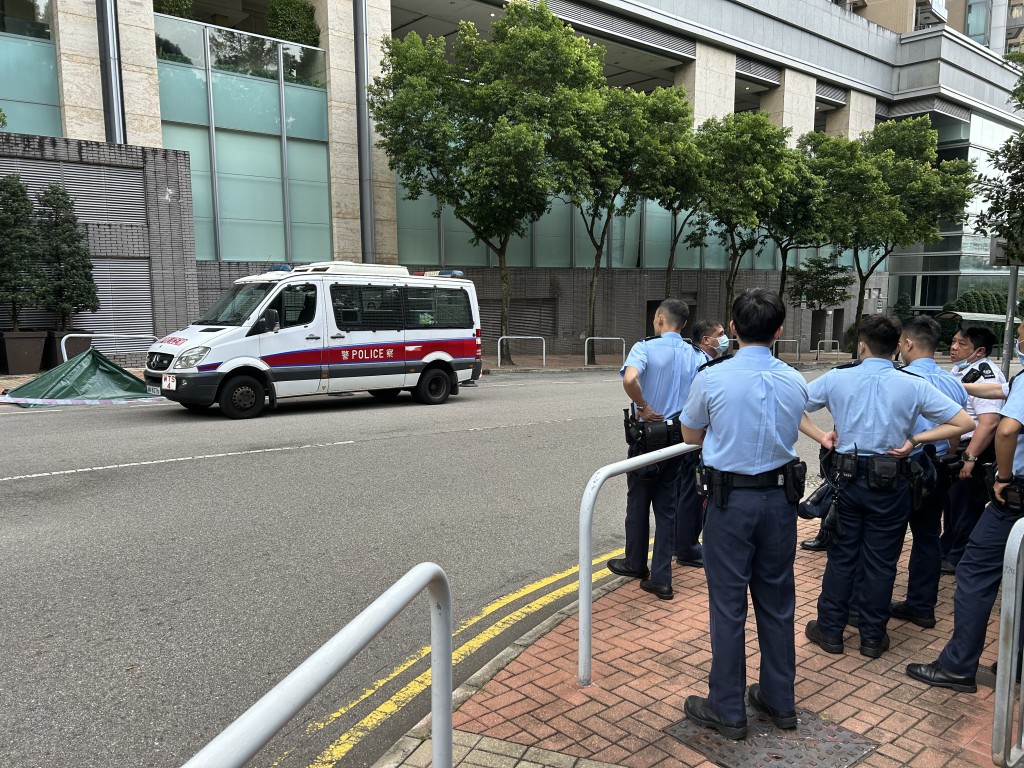 警員到場調查。