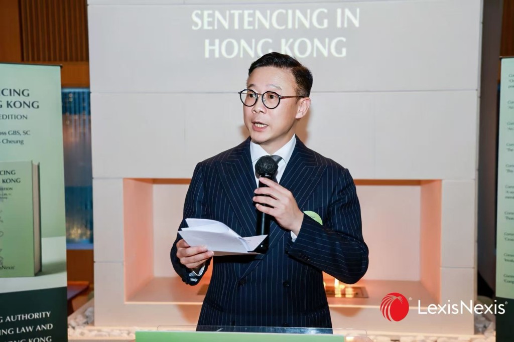張國鈞稱，該著作自第一版以來，一直擔任「法律執業者不可或缺的指南」。